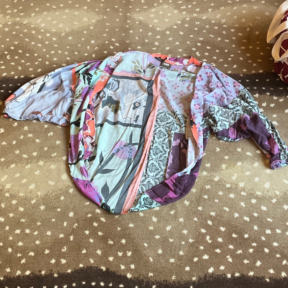 Anthropologie Floral Patchwork Kimono in Coral, Lavender, Mint